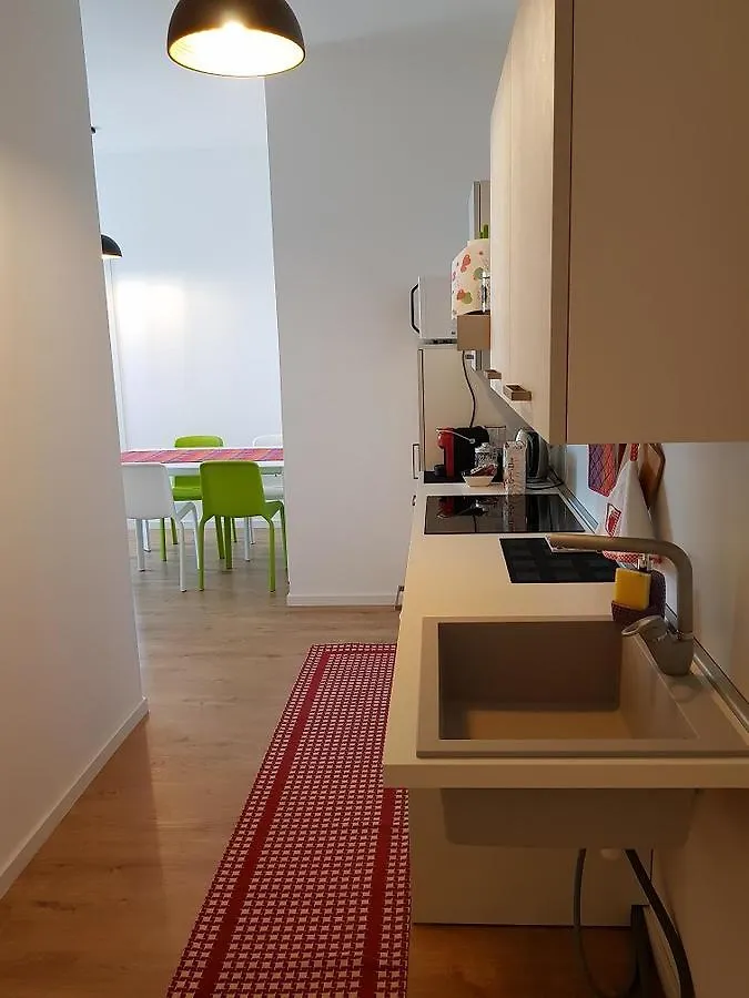 Four Rooms Apartments Two Oristano